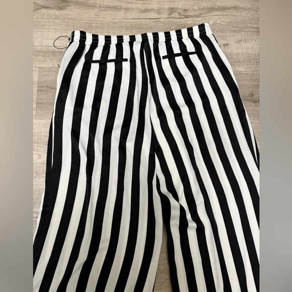 Gabrielle Union X New York & Company Wide-leg Black and White Stripes Pant - Picture 11 of 14